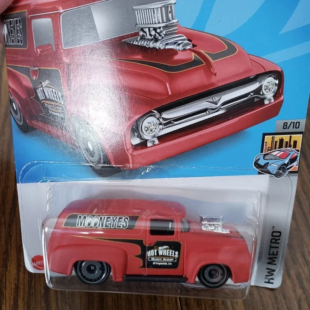 Hot Wheels 2022 HW Metro 8/10 Red 